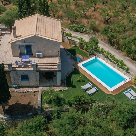 Ionian Zante Nout 200 M From The Beach * チィリヴィ