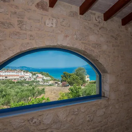 Ionian Zante Nout 200 M From The Beach